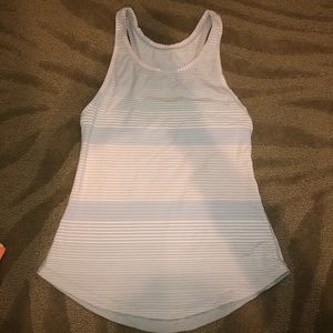 Lululemon workout top